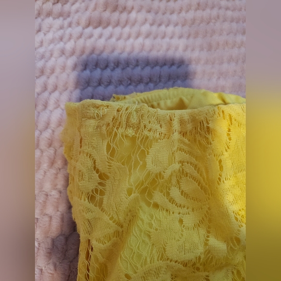 Wet seal xs extra small yellow dress shirt - Picture 4 of 4